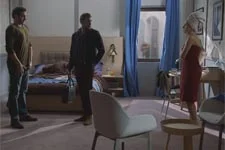 Abdel découvre Barbara dans la chambre de Francesco !