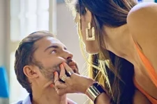 Abdel est obligé de travailler pour Shine et Max !