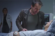 ALERTE PLUS BELLE LA VIE ! Pavel décide de se sacrifier pour sauver Irina de la mort !