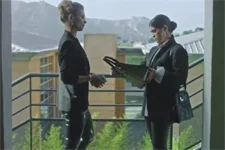 Alison décide de faire affaire avec Jade !