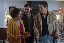 Andrès présente son ami Serge à Mirta