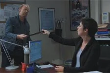 Anne annonce le transfert de Jocelyn en unité de psychiatrie surveillée