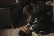 Anne fait une tentative de suicide !