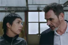 Anne tente de calmer Patrick !