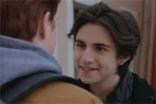 Antoine à Tom : « T?es gay ? »