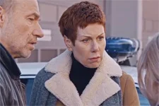 Ariane explique à Babeth que Patrick est accusé de vol aggravé !