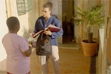 Baptiste a un terrible choc en Afrique !