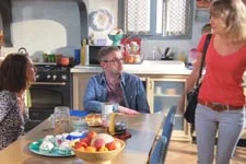 Barbara fait la gueule à Estelle !