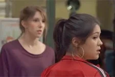 Barbara voit rouge !