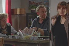 Blanche est ultra stressée avant le concours de Commissaire d’Eric !