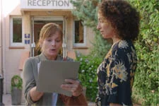 Blanche met la pression à Nadège pour qu’elle dénonce Sophie !