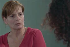 Blanche pense que Sophie lui cache des choses sur la mort de son mari