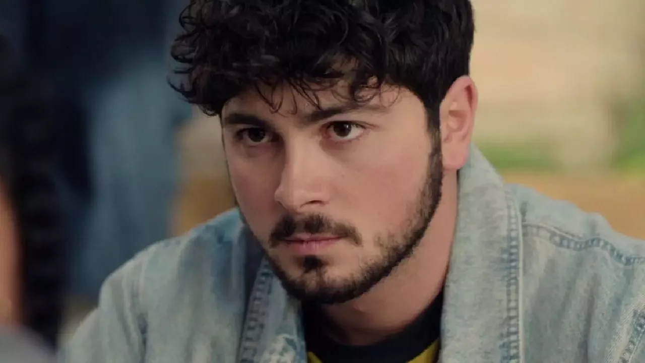 "C’est un filou" : Steve manipulé par son père dans Plus belle la vie ? Florian Abboud se confie