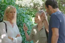 Céline gifle Eugénie !