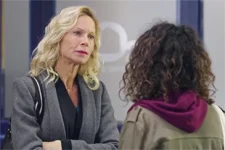 Céline révèle à Emma que Joachim risque gros pour son hacking !