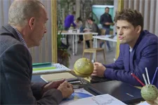 César taquine Vincent au sujet de son plan cul avec Cerise !