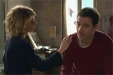 Clément n?accepte pas du tout l?envie de changement d?identité de Clara !