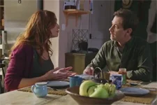 Clément remercie Delphine de l’avoir aidé à faire un pas envers Théo