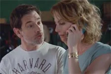 Coralie appelle la police !