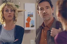 Coralie et Clément découvrent LA SURPRISE de Delphine !