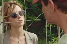 Coralie recadre le père de Théo