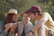 Delphine se rapproche de ses enfants en évoquant le passé