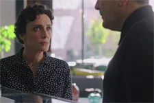 Elsa décide de calmer le jeu avec Pavel