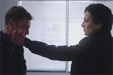 Elsa explique le plan pour sauver Alison à Abdel !