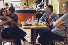 Elsa révèle à Alison comment elle a rencontré Karim !