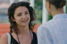 Emma choisit une analyse lucide pour son entretien chez Green Tech Solutions