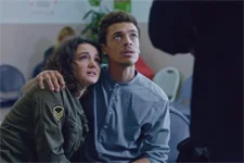 Emma et Baptiste apprennent une TERRIBLE NOUVELLE sur leur fils !