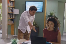 Emma et César ne s’entendent pas pour le recrutement du remplaçant de Jérôme !