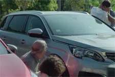 Episode 3568 ? Mirta et Roland assistent à une scène très gênante !