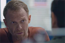 Eric apprend que Coralie couche avec l’un de ses élèves !