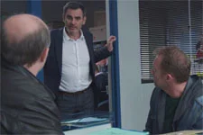 Eric n’est pas motivé pour faire le réveillon du 31 décembre au Bar du Mistral