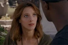 Estelle balance à Djawad que quelqu?un tente de le charger !