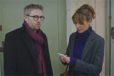 Estelle et Nathan ont une info ÉNORME à communiquer à Sabrina !