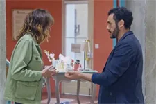 Estelle fuit tout contact physique avec Francesco !