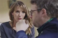 Estelle rassure Nathan qui pense que la tatoueuse masquée va s’en prendre à lui !