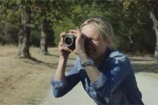 Eugénie organise une drôle de séance photos !