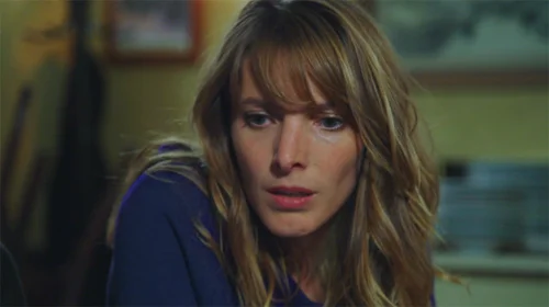 EXCLU Plus belle la vie : Estelle va avoir une MISSION TRÈS INATTENDUE !