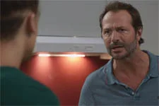 Franck plaide la cause d’Emma auprès de Baptiste !