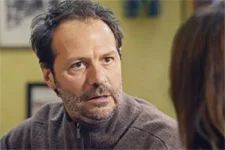 Franck tente de calmer Blanche !