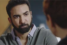 Gabriel révèle à Babeth que Thomas a un contre coup suite à la fusillade du ranch