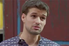 INDISCRÉTION : César cache un gros secret à Baptiste !