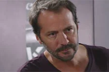 INDISCRÉTION : Franck est placé en garde à vue !