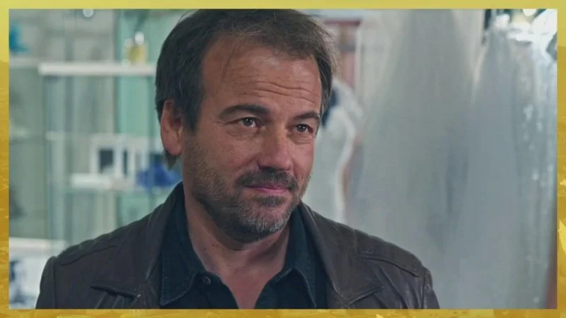 Indiscrétion : Jean-Paul découvre Samia en robe de mariée