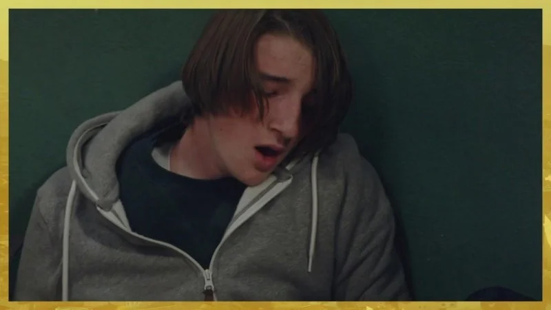 Indiscrétion : Kilian met un coup de poing à Noé