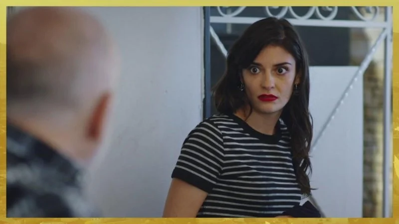 Indiscrétion : L’horreur - le nouveau patron pervers de Sabrina