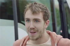 INDISCRÉTION : Le retour SURPRISE de Kévin !